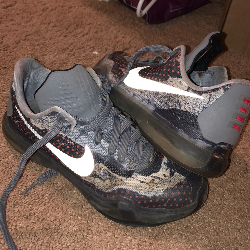 Nike Kobe X 'Pain' good used condition 4.5Y gray